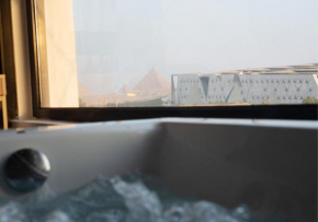 Jacuzzi Paradise Pyramids Panoramic View 502